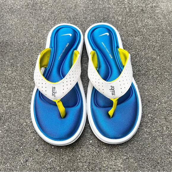 WMNS NIKE COMFORT THONG WHITE GOLDEN NEON BLUES FOOTBEDS FOOT BED FOOTBED NWB - Picture 4 of 8